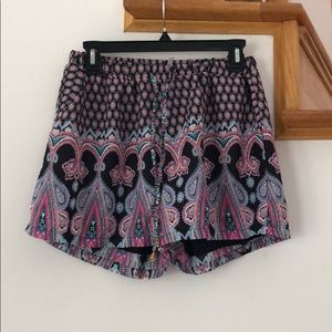 Mittoshop Patterned Flowy Shorts